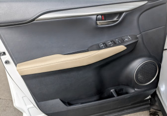 Подержанный автомобиль Lexus NX 2019 года (19 фото)