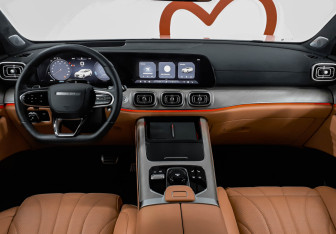 Подержанный автомобиль Jaecoo J8 2024 года (8 фото)