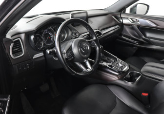Подержанный автомобиль Mazda CX-9 2018 года (9 фото)