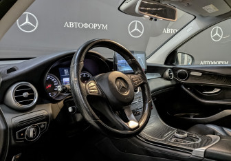 Подержанный автомобиль Mercedes-Benz GLC Coupe 2015 года (15 фото)