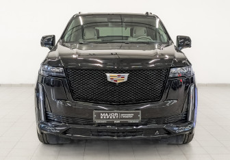 Подержанный автомобиль Cadillac Escalade Suv 2021 года (2 фото)