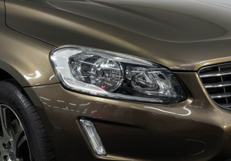 Подержанный автомобиль Volvo XC60 2014 года (17 фото)