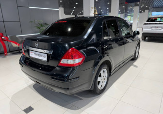 Подержанный автомобиль Nissan Tiida Sedan 2008 года (3 фото)