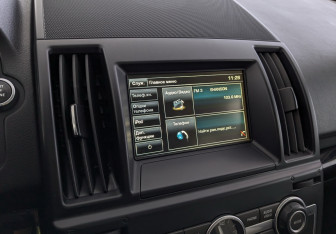 Подержанный автомобиль Land Rover Freelander 2013 года (30 фото)