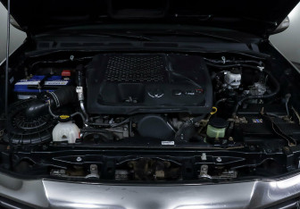 Подержанный автомобиль Toyota Hilux 2013 года (5 фото)