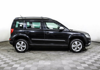Подержанный автомобиль Skoda Yeti 2015 года (3 фото)