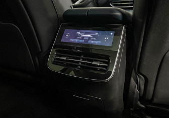 Подержанный автомобиль Voyah Free 2023 года (21 фото)