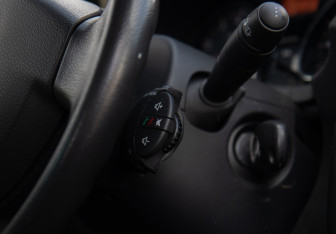Подержанный автомобиль Renault Duster 2014 года (19 фото)