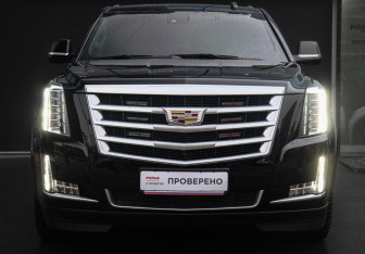 Подержанный автомобиль Cadillac Escalade Suv 2018 года (2 фото)