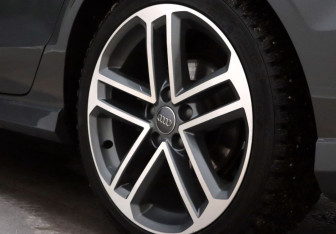 Подержанный автомобиль Audi A3 Sedan 2019 года (22 фото)