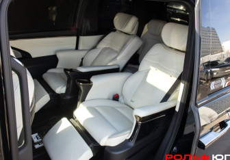 Подержанный автомобиль GAC M8 2024 года (13 фото)