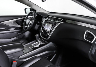 Подержанный автомобиль Nissan Murano Suv 2021 года (11 фото)