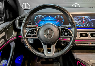 Подержанный автомобиль Mercedes-Benz GLE 2021 года (22 фото)