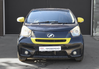 Подержанный автомобиль Toyota iQ 2009 года (4 фото)