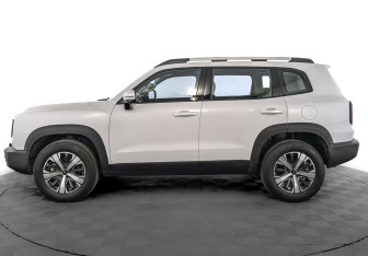 Подержанный автомобиль Haval Dargo 2023 года (8 фото)
