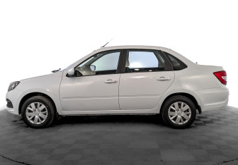 Подержанный автомобиль LADA (ВАЗ) Granta Sedan 2023 года (8 фото)