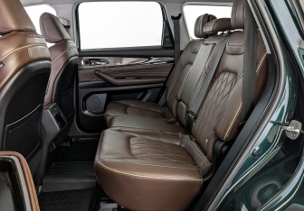 Подержанный автомобиль Exeed VX 2022 года (18 фото)