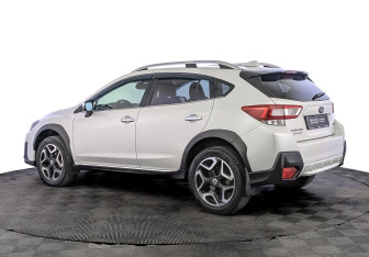 Подержанный автомобиль Subaru XV 2018 года (7 фото)
