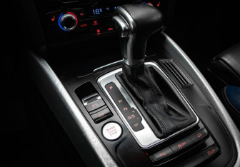 Подержанный автомобиль Audi Q5 2013 года (15 фото)