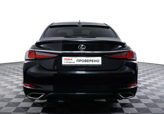 Подержанный автомобиль Lexus ES 2020 года (6 фото)