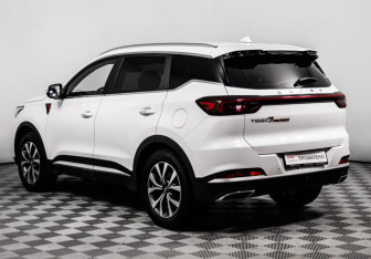 Подержанный автомобиль Chery Tiggo 7 Pro Max 2023 года (7 фото)