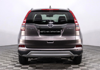 Подержанный автомобиль Honda CR-V 2015 года (4 фото)