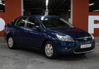 Подержанный автомобиль Ford Focus Sedan 2008 года (3 фото)