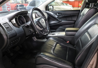 Подержанный автомобиль Nissan Murano Suv 2014 года (15 фото)