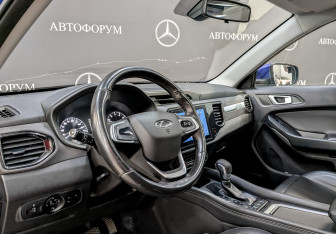 Подержанный автомобиль Chery Tiggo 4 2022 года (16 фото)