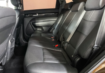 Подержанный автомобиль Kia Sorento 2020 года (10 фото)