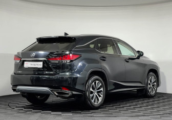 Подержанный автомобиль Lexus RX 2020 года (5 фото)