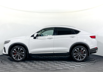 Подержанный автомобиль Geely Tugella 2021 года (8 фото)
