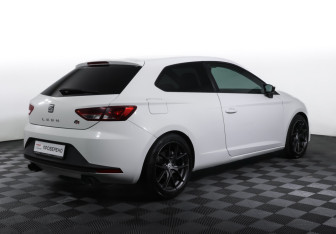 Подержанный автомобиль SEAT Leon Hatchback 2014 года (6 фото)