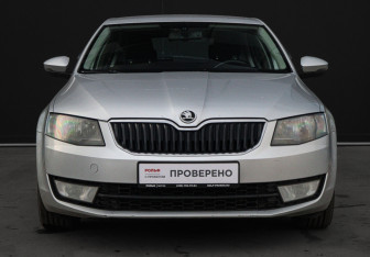 Подержанный автомобиль Skoda Octavia Liftback 2013 года (2 фото)