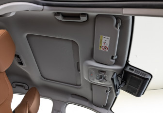 Подержанный автомобиль Omoda C5 2023 года (22 фото)