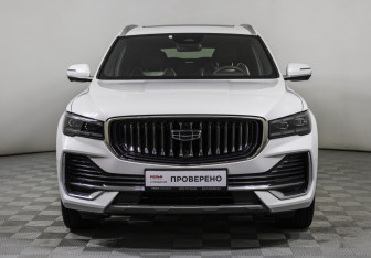 Подержанный автомобиль Geely Monjaro 2023 года (2 фото)