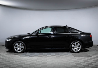 Подержанный автомобиль Audi A6 Sedan 2015 года (8 фото)