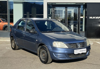 Подержанный автомобиль Renault Logan Sedan 2011 года (3 фото)