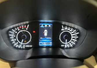 Подержанный автомобиль Lifan X70 2018 года (6 фото)