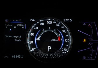 Подержанный автомобиль Lexus ES 2020 года (16 фото)