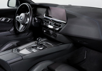 Подержанный автомобиль BMW Z4 Roadster 2020 года (9 фото)