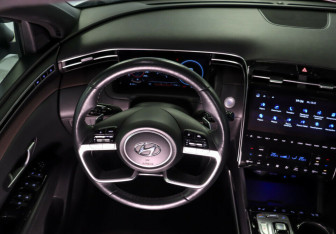 Подержанный автомобиль Hyundai Tucson 2021 года (10 фото)