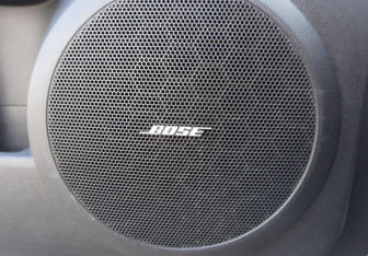 Подержанный автомобиль Mazda CX-7 2011 года (15 фото)