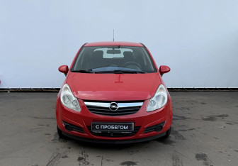 Подержанный автомобиль Opel Corsa 2010 года (2 фото)
