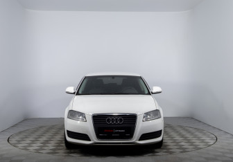Подержанный автомобиль Audi A3 Hatchback 2009 года (2 фото)
