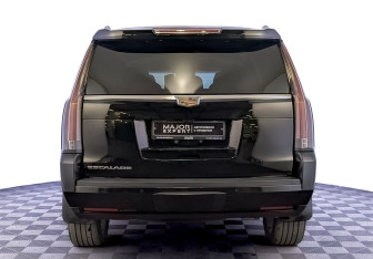 Подержанный автомобиль Cadillac Escalade Suv 2019 года (6 фото)