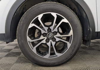 Подержанный автомобиль Renault Arkana 2021 года (12 фото)