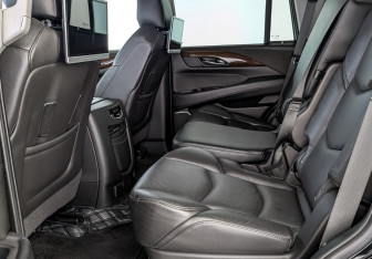 Подержанный автомобиль Cadillac Escalade Suv 2019 года (18 фото)