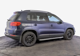 Подержанный автомобиль Volkswagen Tiguan 2013 года (5 фото)