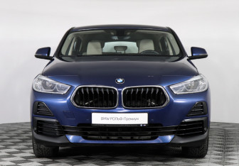 Подержанный автомобиль BMW X2 2020 года (17 фото)